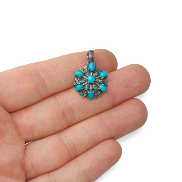 Vintage Turquoise Cluster Sterling Silver Necklace Pendant Petit Point - Picture 4 of 4